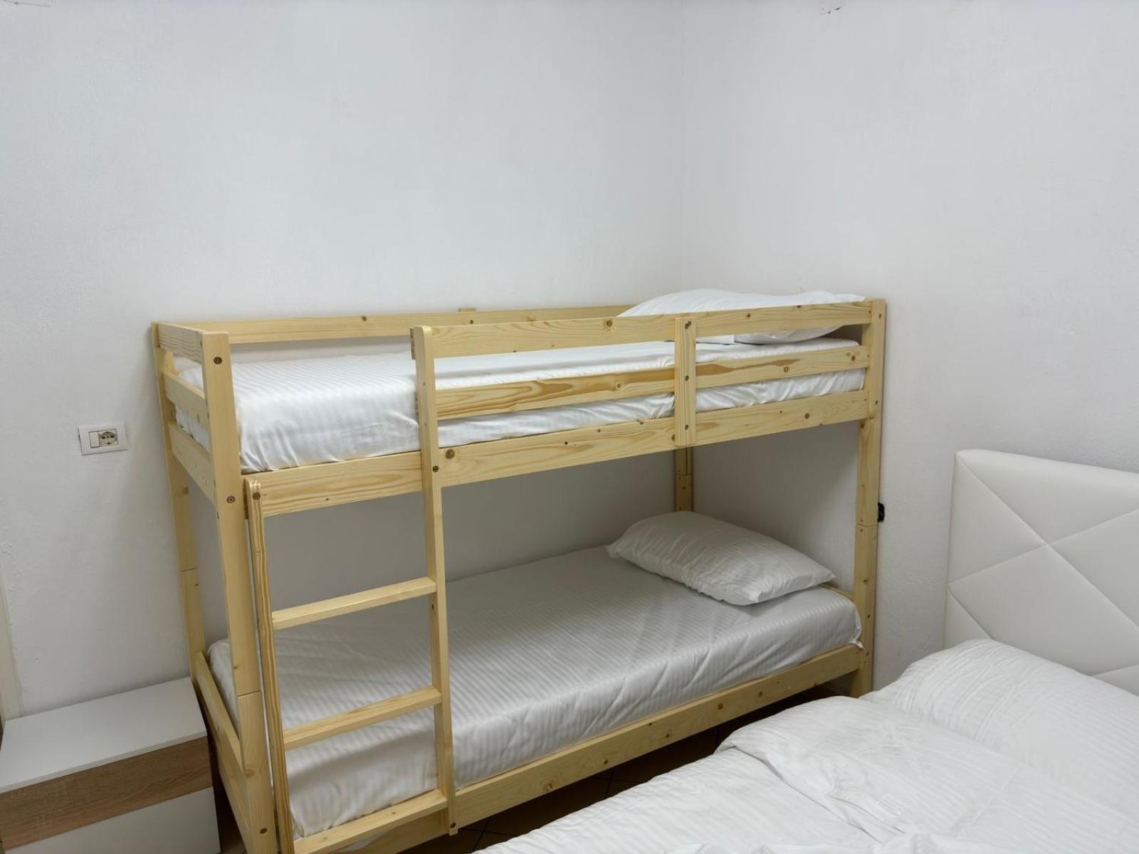 Green House Пермет Екстер'єр фото